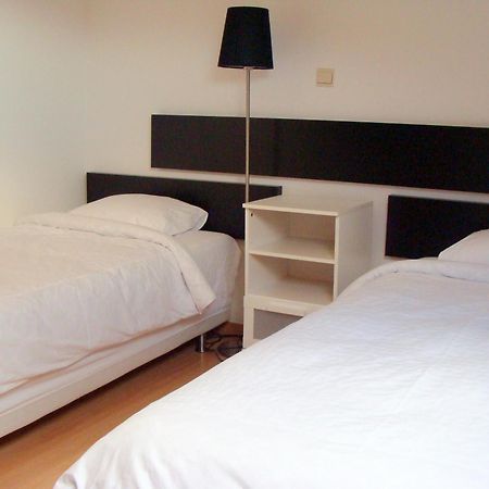 19 Brussels Expo Apartman Wemmel Szoba fotó