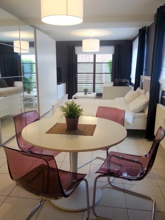 19 Brussels Expo Apartman Wemmel Szoba fotó