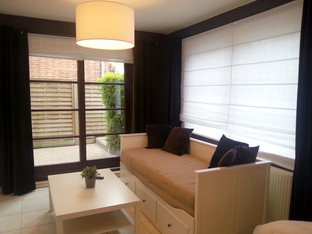 19 Brussels Expo Apartman Wemmel Szoba fotó