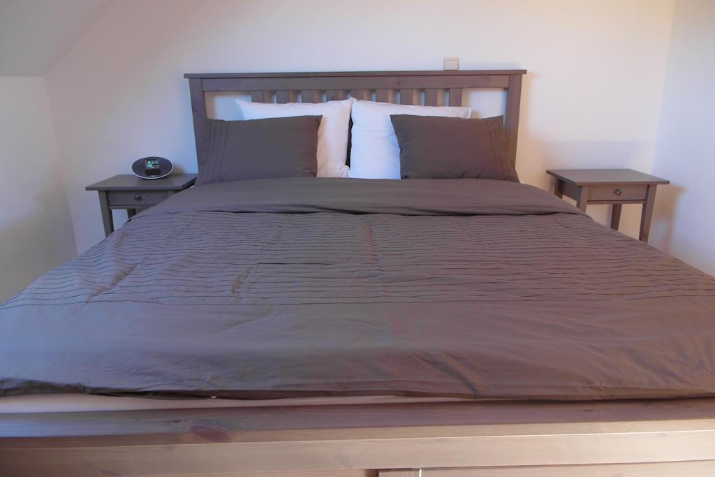 19 Brussels Expo Apartman Wemmel Szoba fotó
